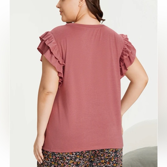 BloomChic Plus Size 2XL Solid Crew Neck Ruffle Short Sleeve Shirt us18-20 - Picture 2 of 7